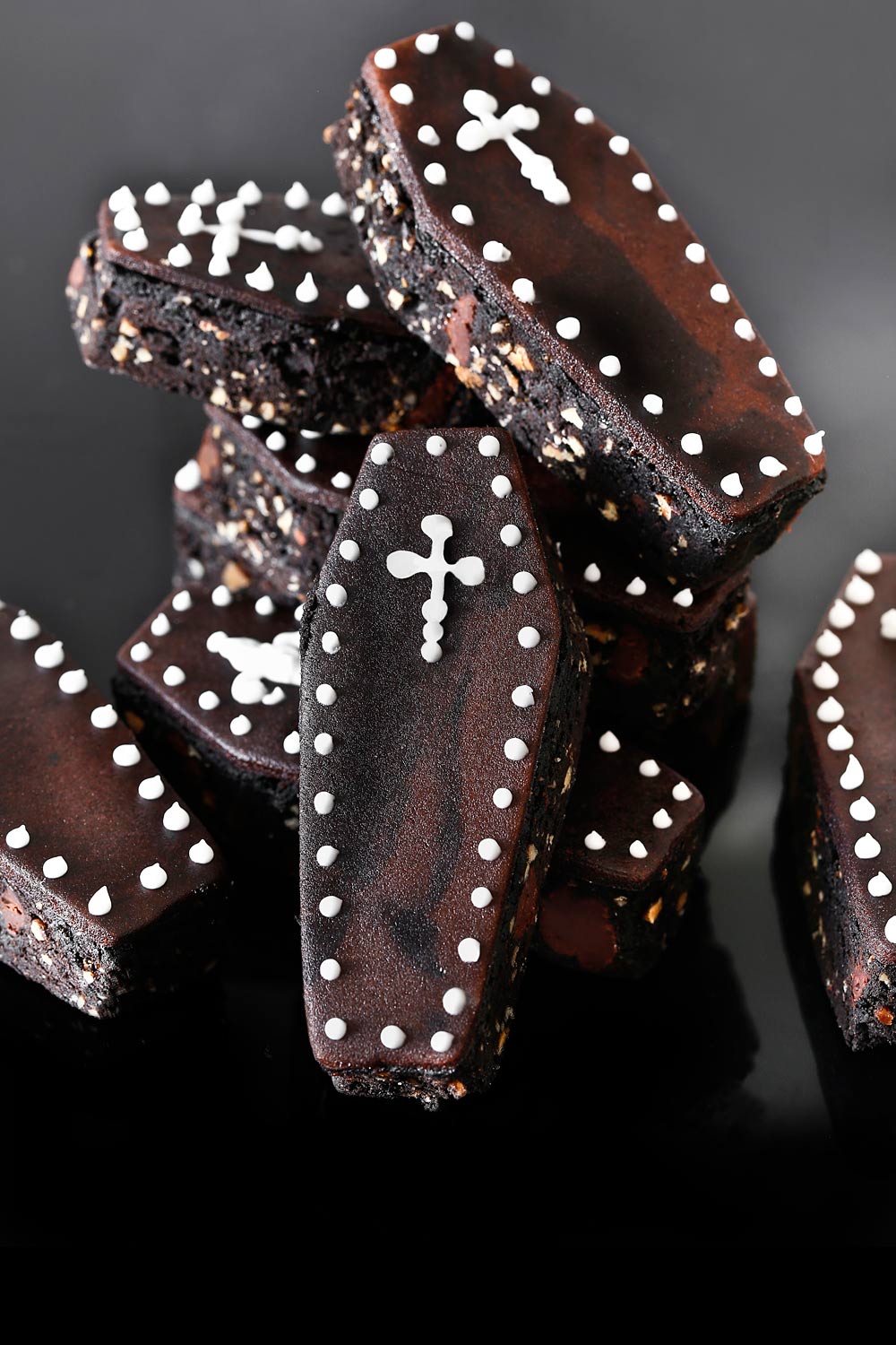 Receta sarcófagos de brownie y mazapán para Halloween