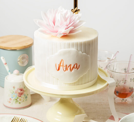 receta tarta comunion flor sweet stamp