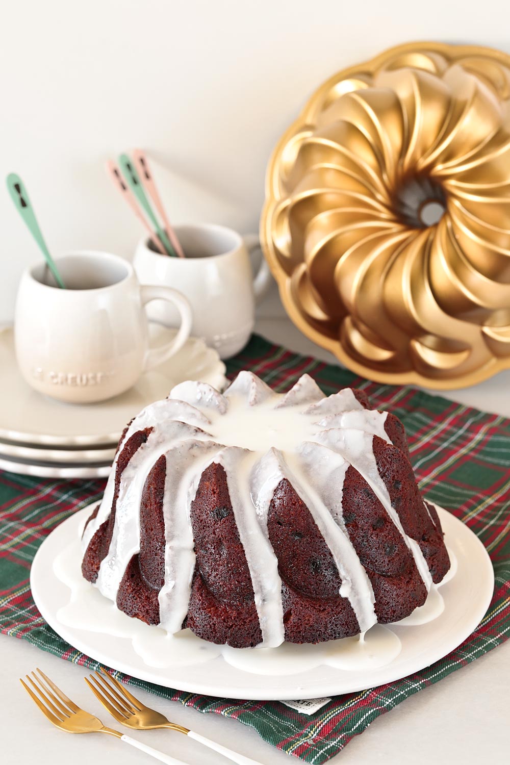 Receta de bundt cake con fruta confitada