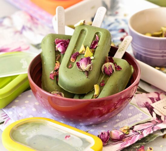 Receta polos de té matcha y pistachos