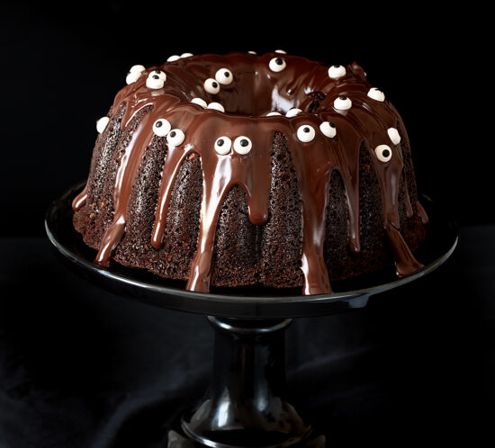 Receta de bundt cake de chocolate para Halloween