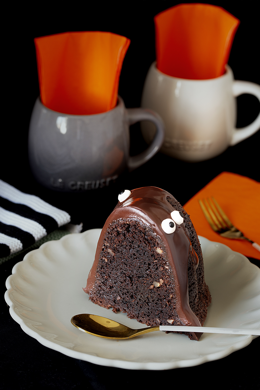 Receta de bundt cake de chocolate para Halloween
