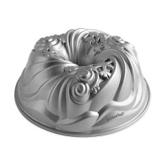Molde Let It Snow Bundt Pan - Nordic Ware