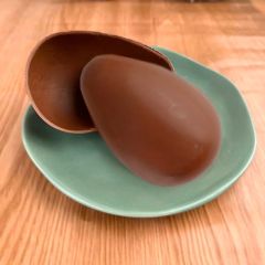 Set de moldes para chocolate 2 huevos de Pascua 150 g