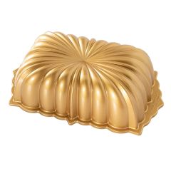 Molde Classic Fluted Loaf Pan - Nordic Ware